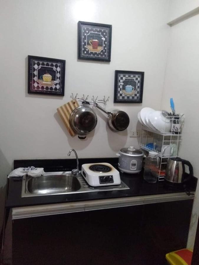 Ekonumi Rooms At Moonwalk Paranaque Paranaque City Экстерьер фото