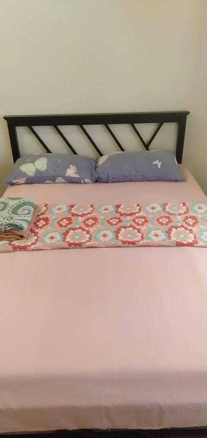 Ekonumi Rooms At Moonwalk Paranaque Paranaque City Экстерьер фото